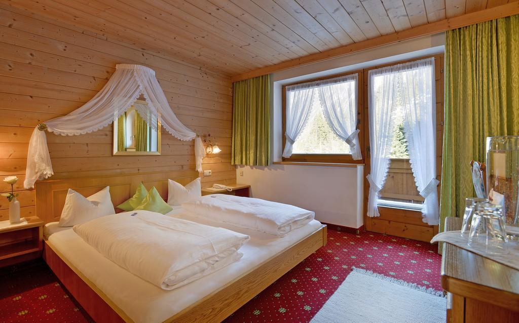 Hotel Laendenhof Superior Майрхофен Экстерьер фото